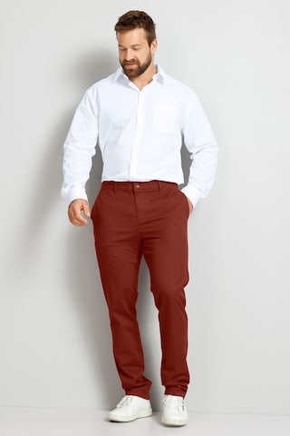 Coupe slim Pantalon chino Boston Park en rouge