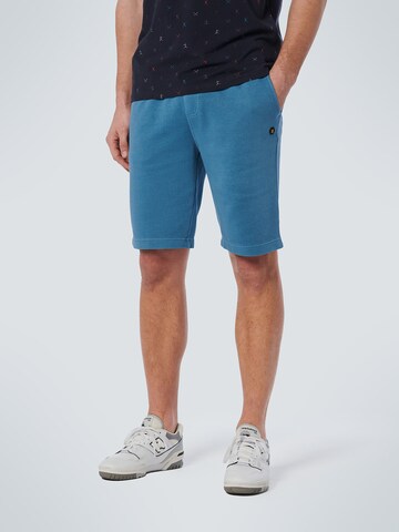 No Excess Regular Shorts in Blau