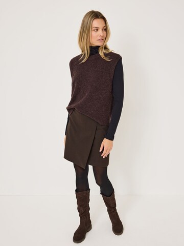 Tamaris Skirt in Brown