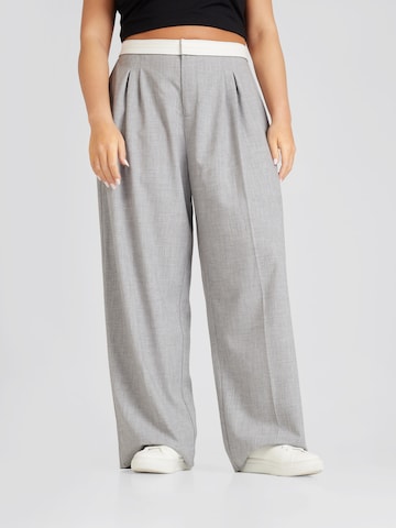 CITA MAASS co-created by ABOUT YOU Wide leg Pleat-Front Pants 'Gemma' in Grey: front