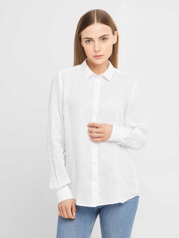 Sea Ranch Blouse in White: front