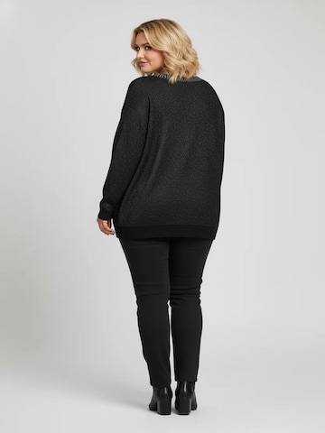 Shape Of You Trui in Zwart