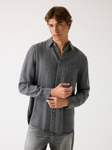 GUESS Regular Fit Hemd in Grau: Vorderseite