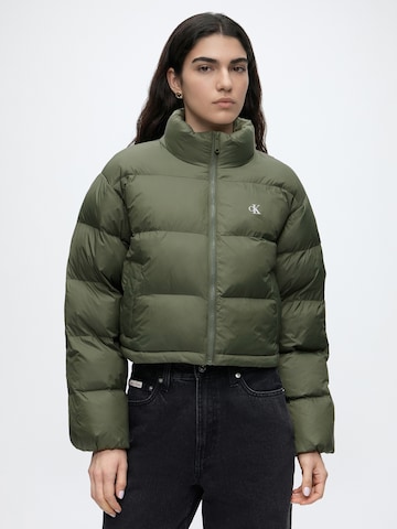 Geacă de primăvară-toamnă 'ESSENTIAL' de la Calvin Klein Jeans pe verde: față