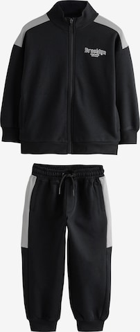 juoda Next Treningas: priekis