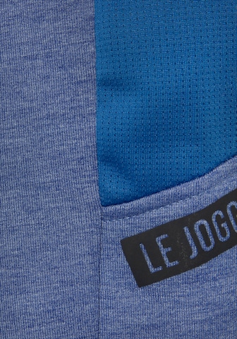 Authentic Le Jogger Regular Hose in Blau