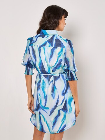 Apricot Painterly Swirls Shirt Mini Dress ' ' in Blau