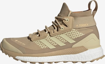 adidas Terrex Boots 'Free Hiker' σε μπεζ: μπροστά
