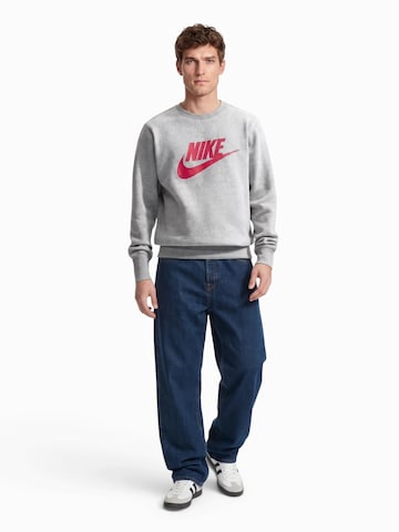 Nike Sportswear Sweatshirt 'CLUB' i grå