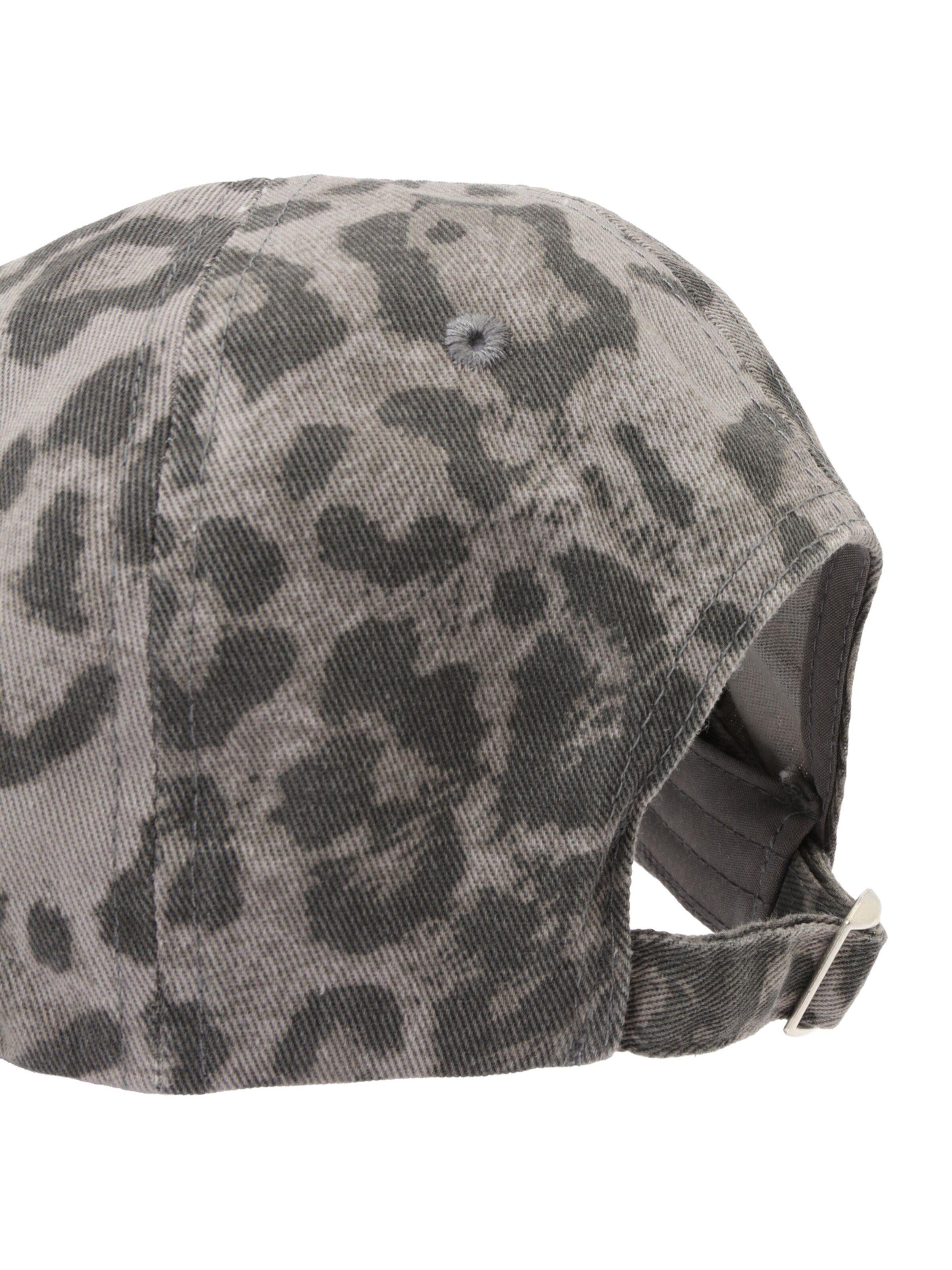 ABOUT YOU Cap in Grey