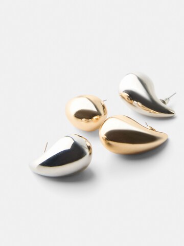Bershka Ohrringe in Gold