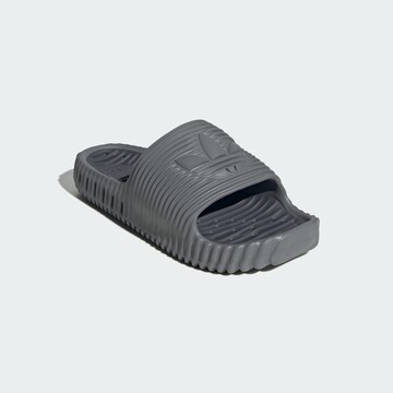 ADIDAS ORIGINALS Mule 'Adilette 25' in Grey