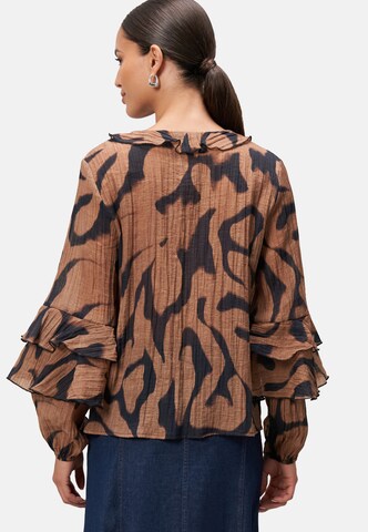 zero Bluse in Braun