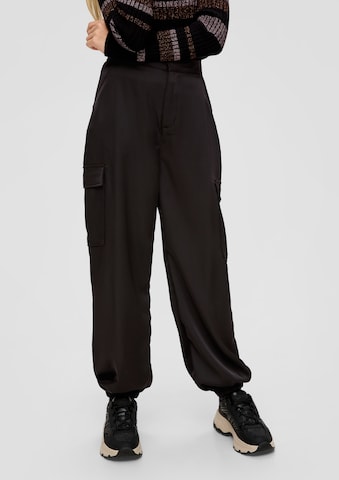 s.Oliver Tapered Trousers in Black: front