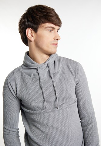 MO Pullover in Grau