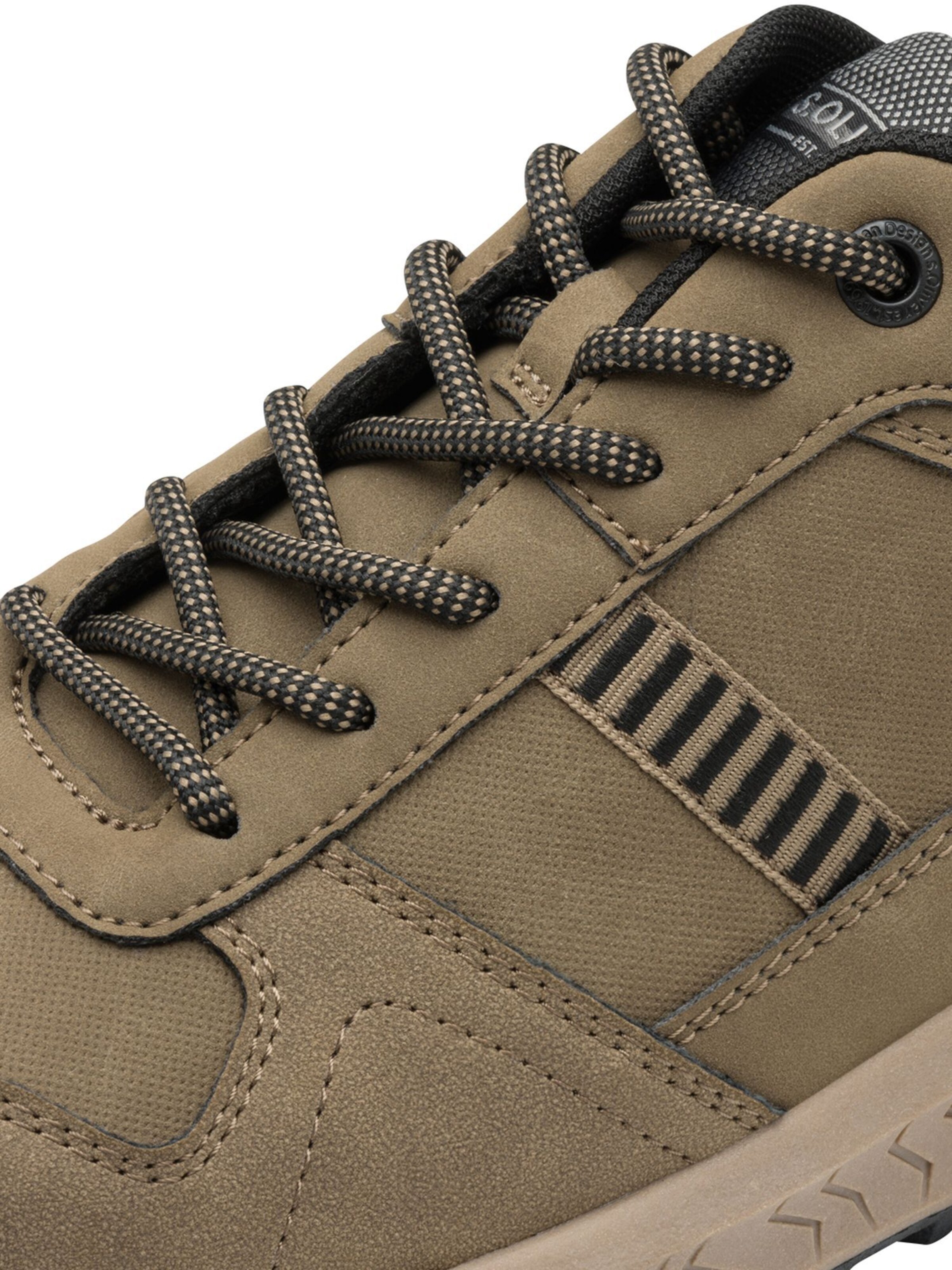 s.Oliver Sneakers in Green