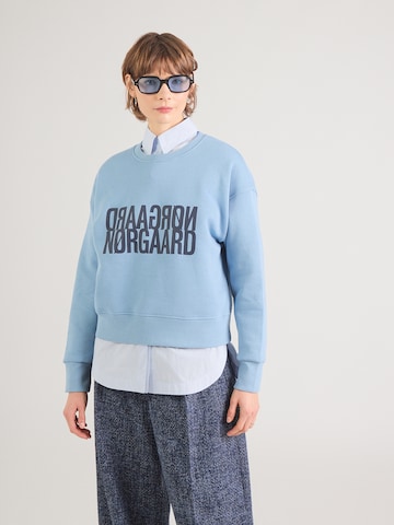 MADS NORGAARD COPENHAGEN - Sudadera 'Tilvina' en azul: frente