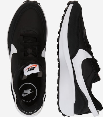 Nike Sportswear Низкие кроссовки 'Waffle Debut' в Черный