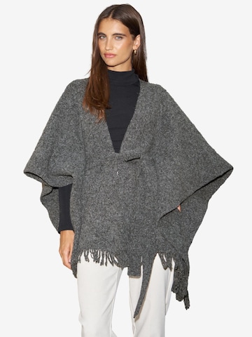 Cape Lipsy en gris : devant