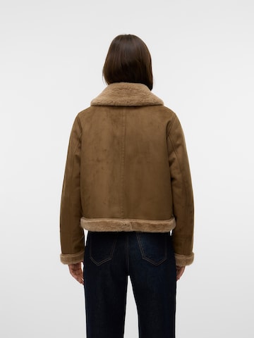 VERO MODA Зимняя куртка 'VMPEGGY' в Коричневый