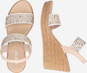 ABOUT YOU - Sandalias 'Mariam' en blanco