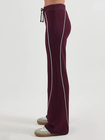 Busem Loosefit Broek in Rood