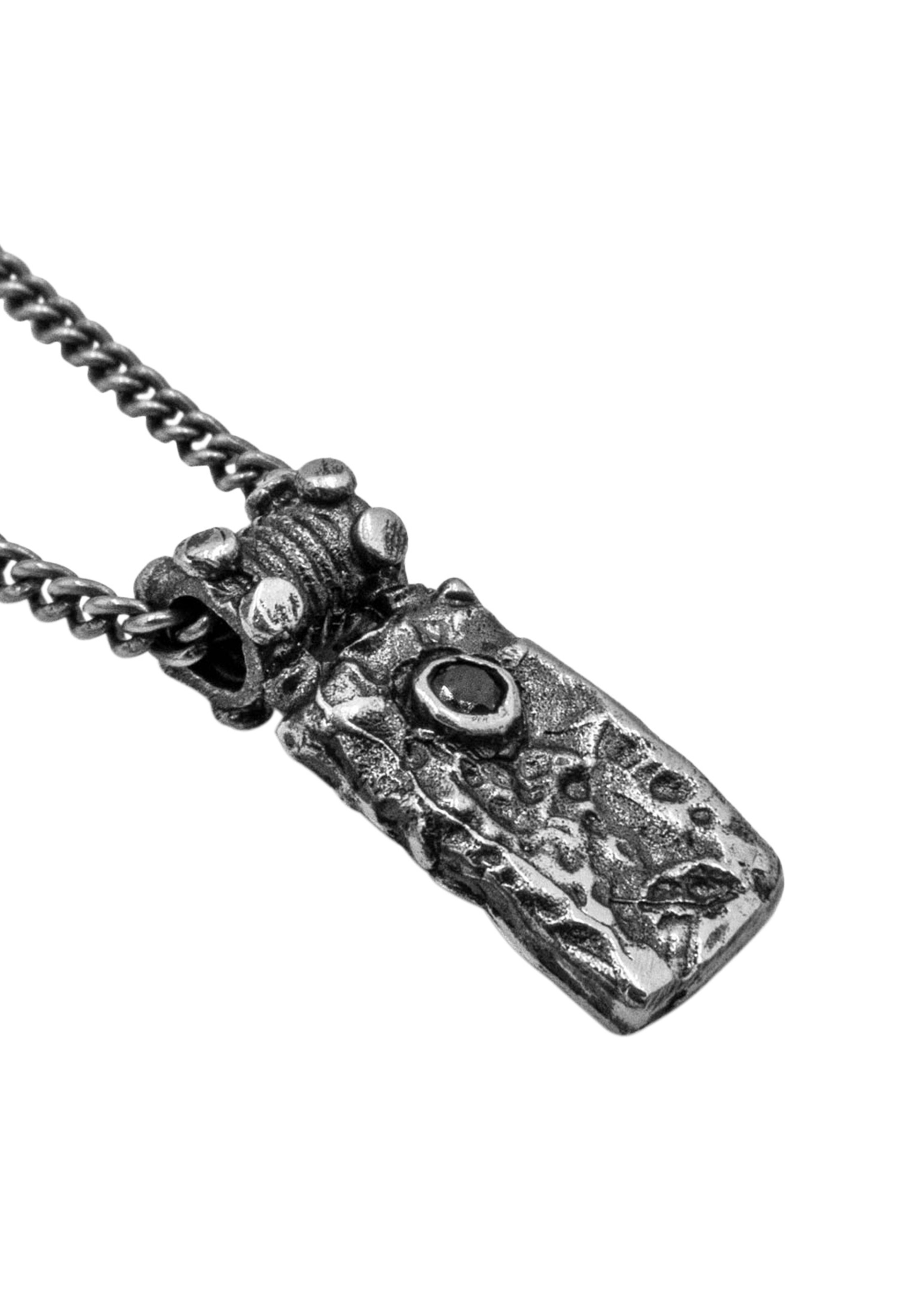 Haze&Glory Necklace 'Black Shield' in Silver