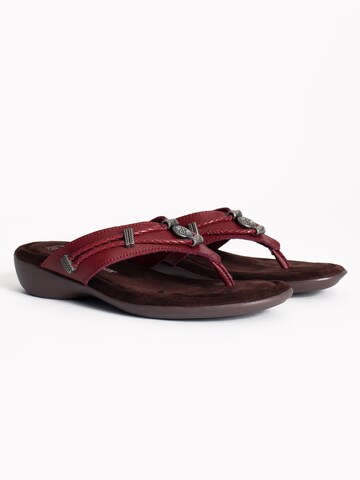 Minnetonka - Sandalias de dedo 'Silverthorne360' en rojo