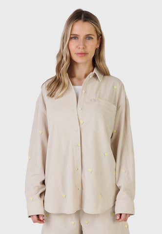 Kleinigkeit Blouse 'Kim Cordashian' in Beige: voorkant