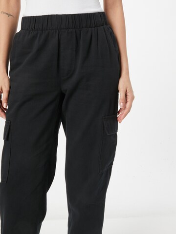 GAP Regular Cargo Pants 'BROKEN' in Black