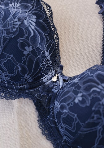 LASCANA Balconette Bra in Blue