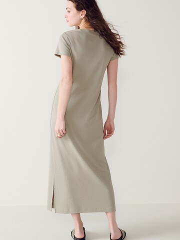 Next Kleid in Grau