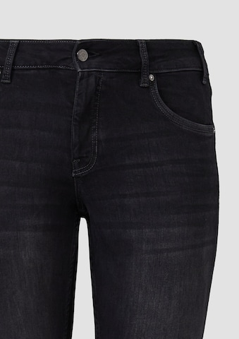 s.Oliver CURVE Regular Jeans in Black