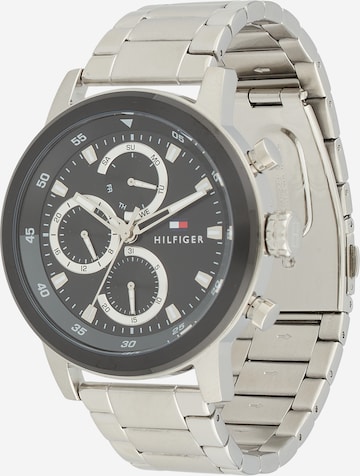 TOMMY HILFIGER Analoginen kello 'ROCKY' värissä hopea: etupuoli