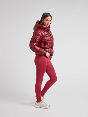 Veste outdoor ' EZ Boxed Crop Puffer Lux ' JACK1T en rouge