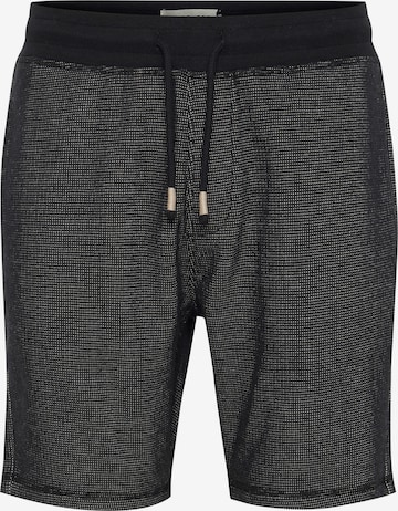 11 Project Regular Sweatshorts in Schwarz: predná strana