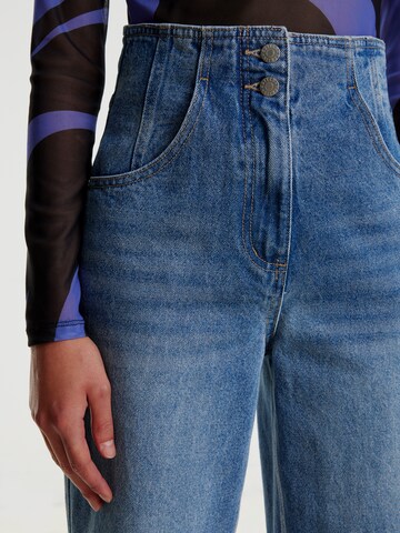 EDITED Regular Jeans 'Cariba' in Blau