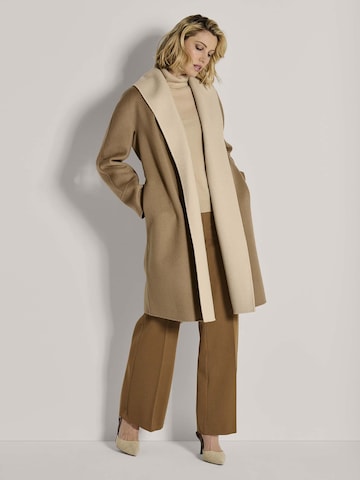 MADELEINE Tussenmantel in Beige