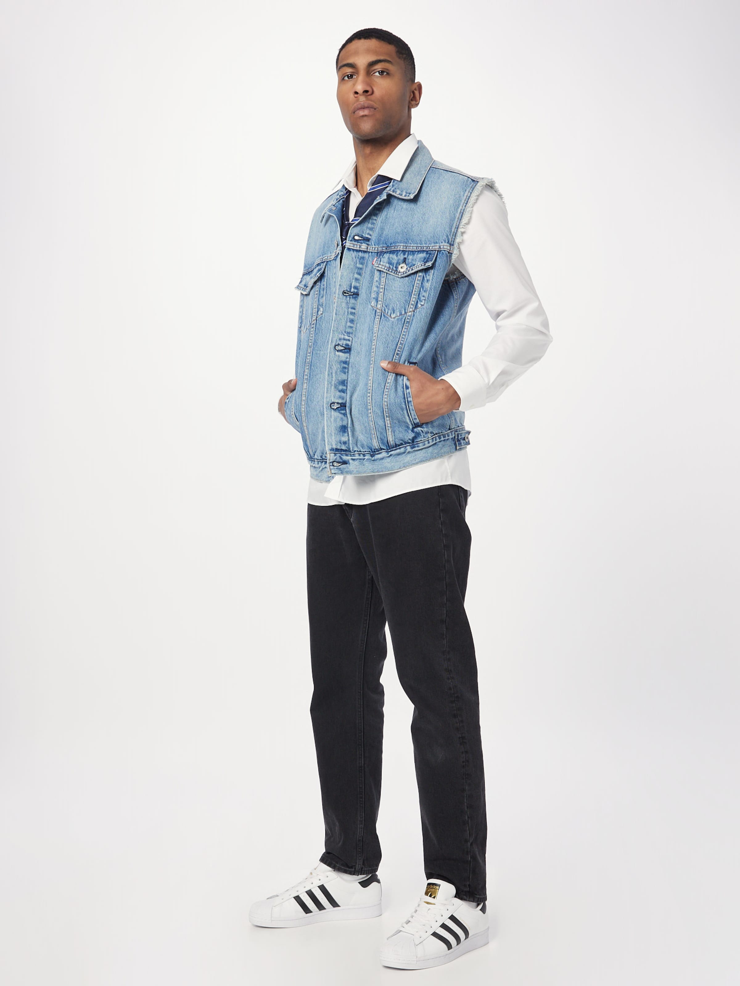 LEVI S Vest Relaxed Trucker Vest in Blue Denim ABOUT YOU