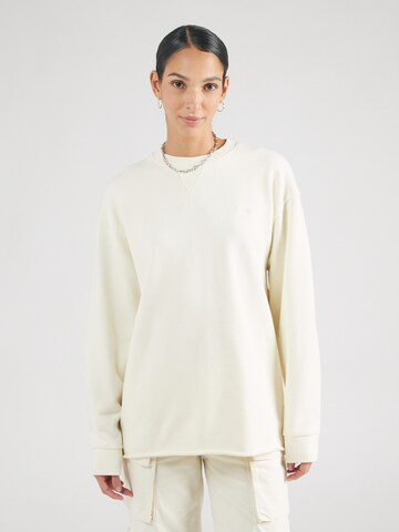 Sweat-shirt 'Studios' Superdry en blanc : devant
