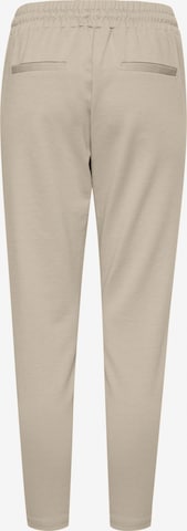 ICHI Slimfit Veckad byxa 'KATE' i beige