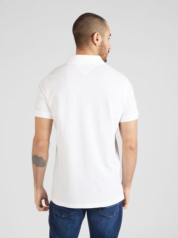 TOMMY HILFIGER - Camiseta en blanco