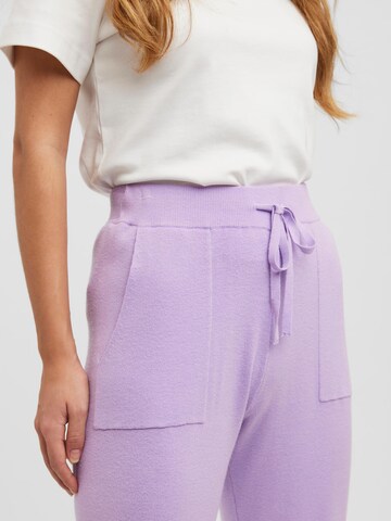 VERO MODA Zwężany krój Spodnie 'Nancy' w kolorze fioletowy