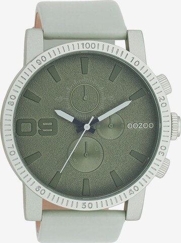 OOZOO Analog Watch in Green: front