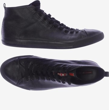 PRADA Sneaker 44,5 in Schwarz: predná strana