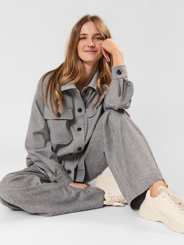 Chemisier 'Alba' VERO MODA en gris