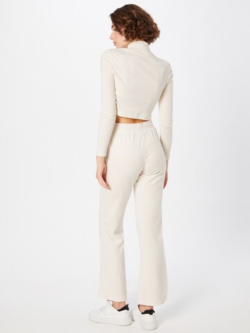 Bootcut Pantalon 'Roxanna' WEEKDAY en blanc