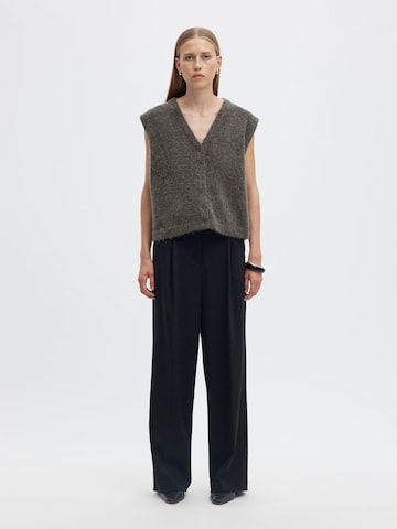 SELECTED - Chaleco de punto en gris