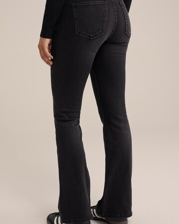 WE Fashion Flared Jeans in Black