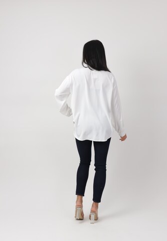 Chemisier Elara en blanc